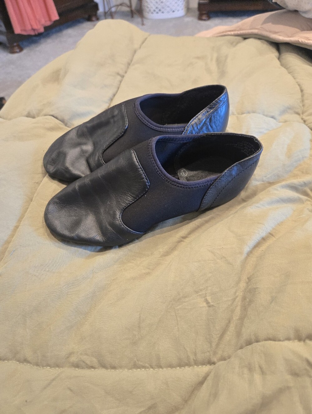 Capezio E-Series Jazz Shoe - Size 6.5 - Picture 2 of 5